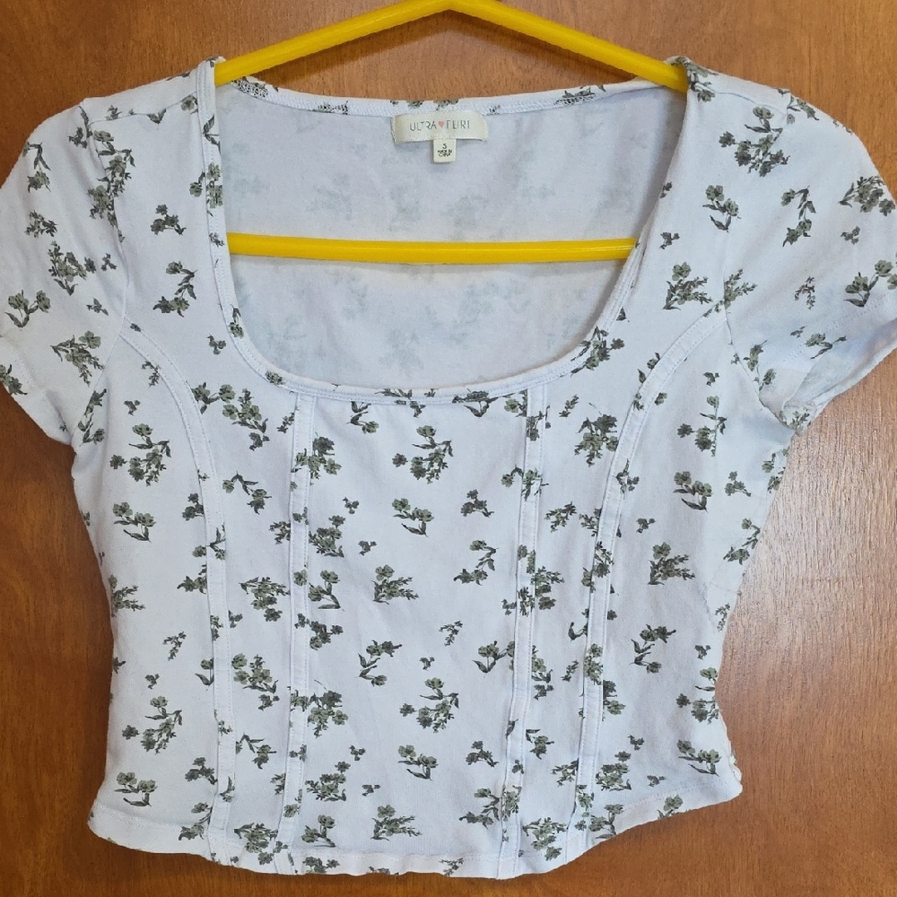 Ultra Flirt White Floral Crop Top